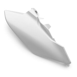Side fairing