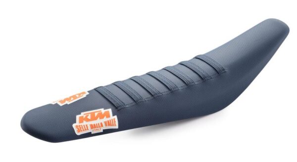 Factory Racing seat